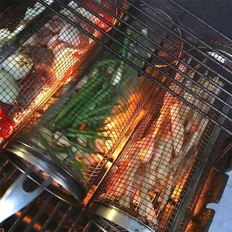 Rolling Grilling Basket Metal BBQ Barbecue Basket Outdoor Camping Barbecue Rack