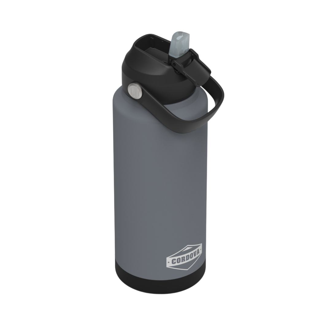 Trailhead Class™ 32 oz Water Bottle