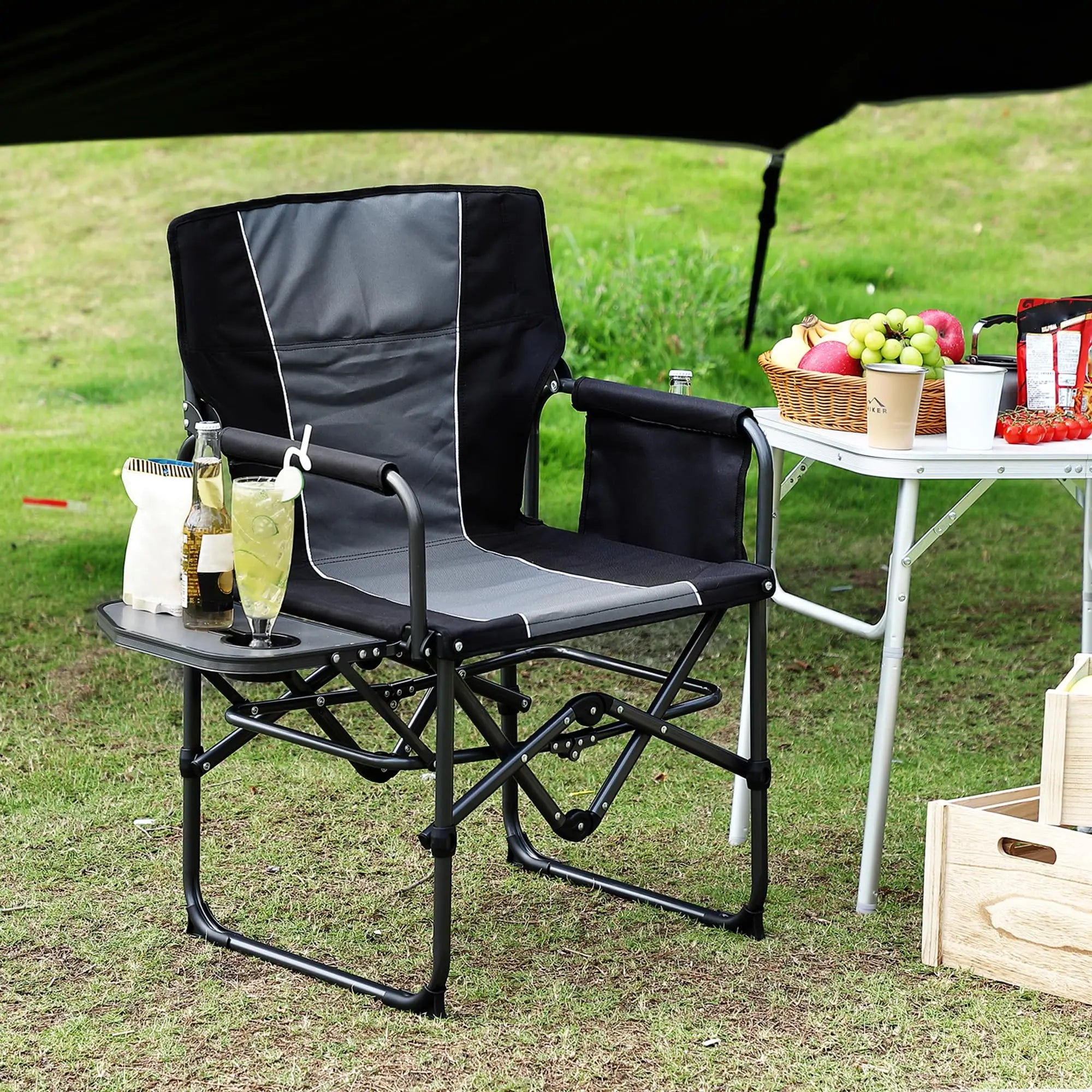 Oversized Folding Director Chair Heavy Duty 400LBS Portable Camping Chair With Side Table Pockets Outdoor Seat For Lawn Fishing