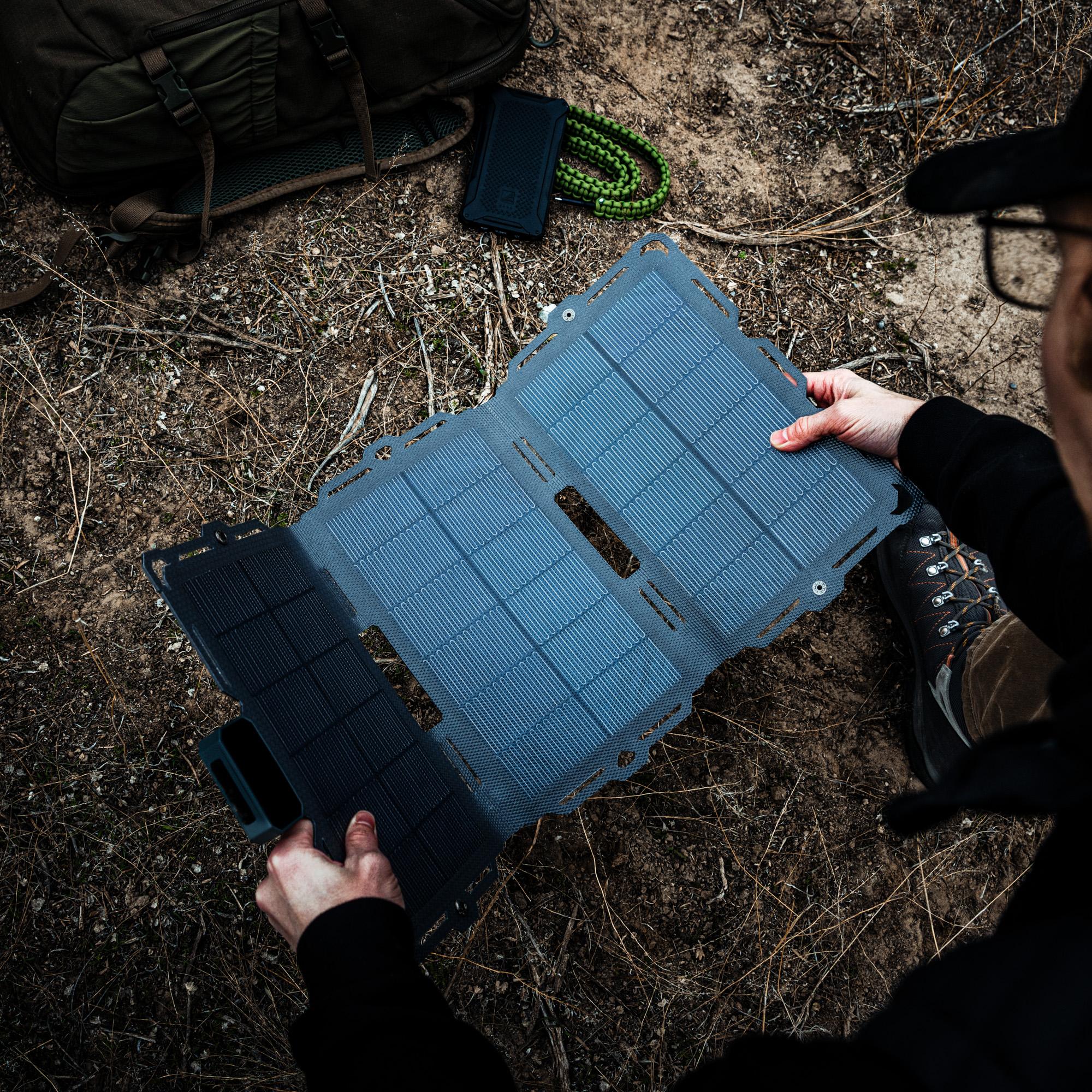 Spectre 18W Solar Panel